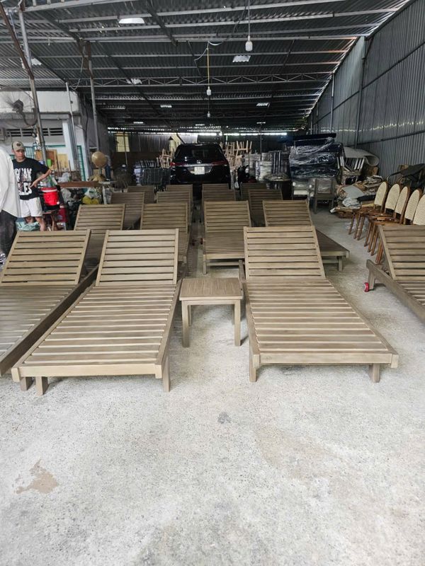Ghế nằm hồ bơi tại xưởng